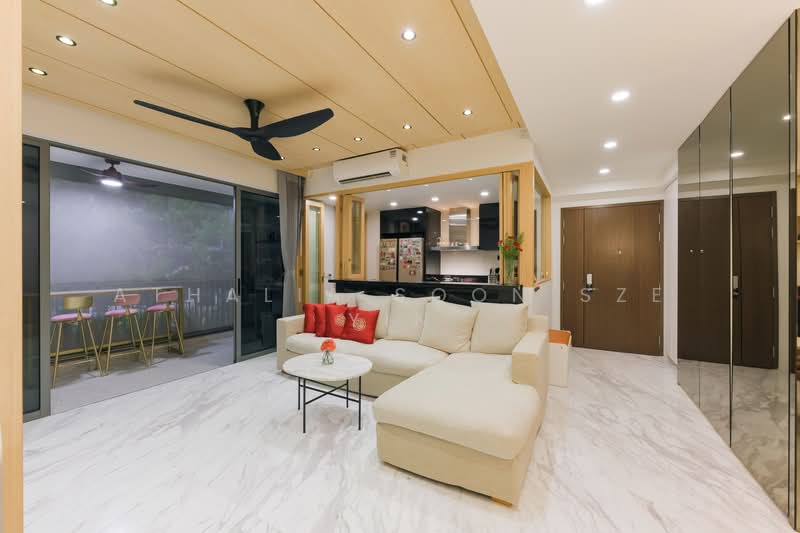 The Visionaire, 174 Canberra Drive, 4 Bedrooms, 1,453 sqft, Executive Condominium For Sale, by Athalia Soon Sze Yin, 500151651 - Living Room - PropertyGuru.com.sg