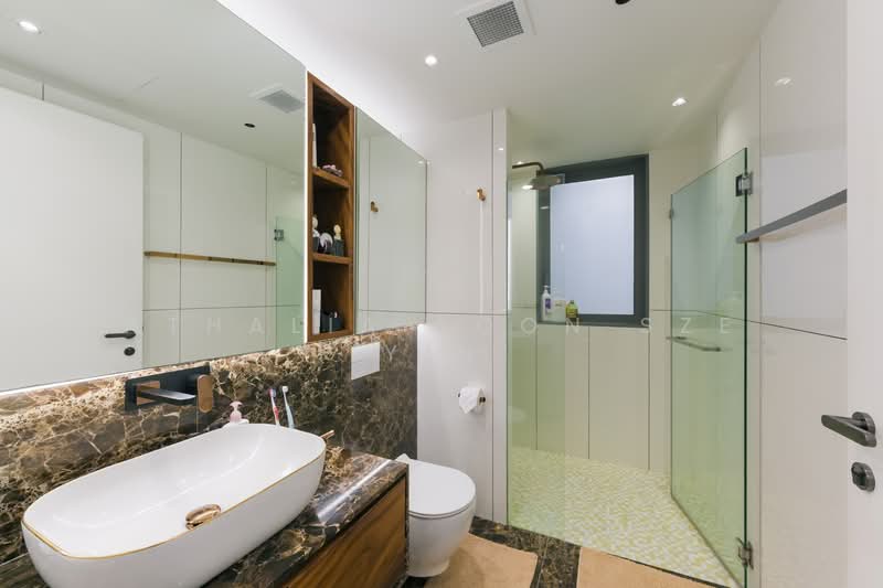 The Visionaire, 174 Canberra Drive, 4 Bedrooms, 1,453 sqft, Executive Condominium For Sale, by Athalia Soon Sze Yin, 500151651 - Bathroom - PropertyGuru.com.sg