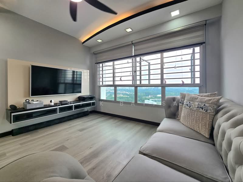57 Teban Gardens Road, 57 Teban Gardens Road, 3 Bedrooms, 990 sqft, HDB Flat For Sale, by Taufik Batisah, 500151653 - PropertyGuru.com.sg
