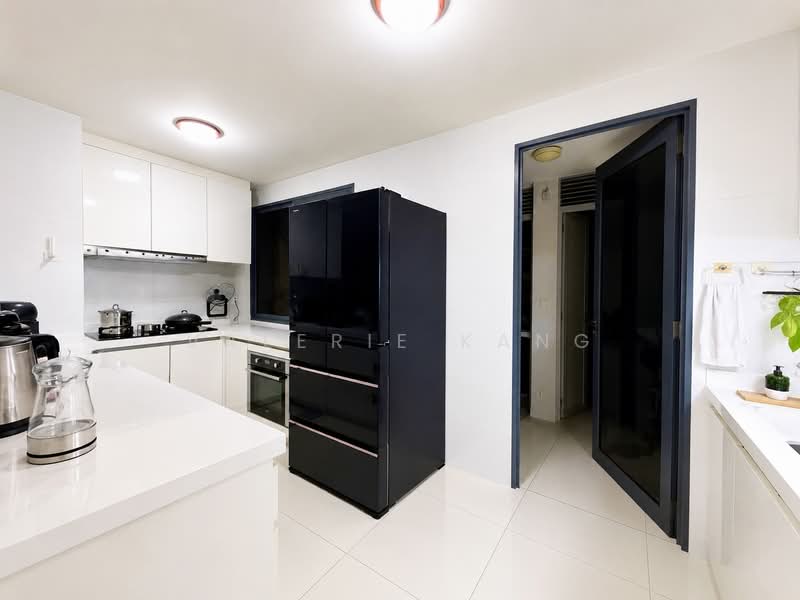 SkyPark Residences, 17 Sembawang Crescent, 5 Bedrooms, 1,593 sqft, Executive Condominium For Sale, by Valerie Kang, 500151655 - Kitchen - PropertyGuru.com.sg