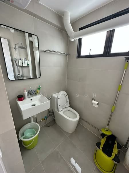 925 Tampines Street 91, 925 Tampines Street 91, Room Rental, 10 sqft, HDB Flat For Rent, by Ethan Goh, 500151662 - Bathroom - PropertyGuru.com.sg