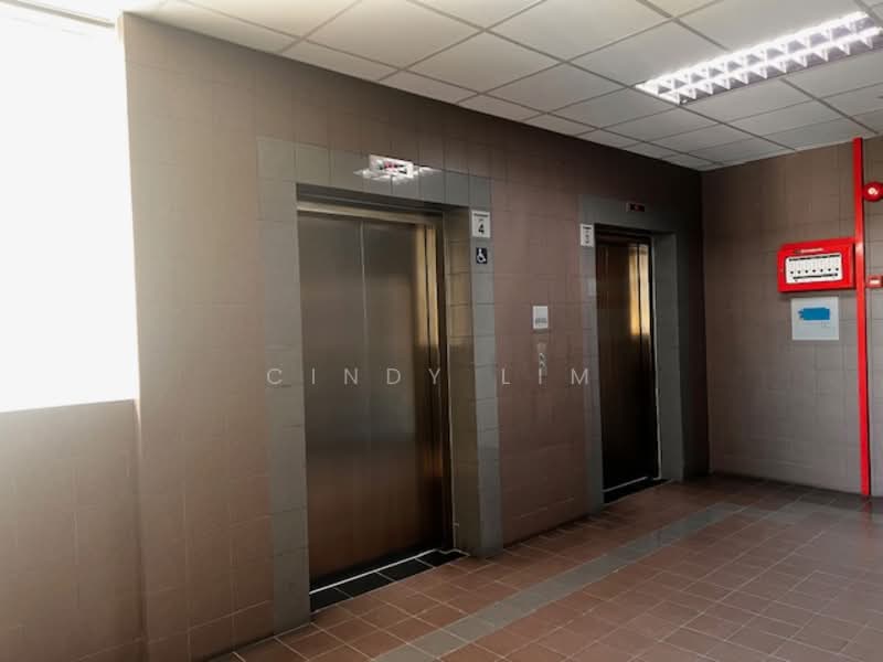 Henderson Building, 221 Henderson Road, 2,175 sqft, Light Industrial (B1) For Rent, by Cindy Lim, 500151666 - Corridor - CommercialGuru.com.sg