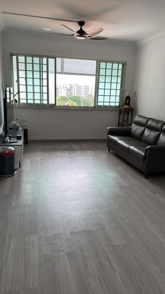 423 Pasir Ris Drive 6, 423 Pasir Ris Drive 6, Room Rental, 100 sqft, HDB Flat For Rent, by Yeo Chwee Kiong, 500151681 - Living Room - PropertyGuru.com.sg