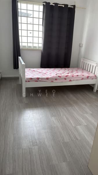 423 Pasir Ris Drive 6, 423 Pasir Ris Drive 6, Room Rental, 100 sqft, HDB Flat For Rent, by Yeo Chwee Kiong, 500151681 - Bedroom - PropertyGuru.com.sg