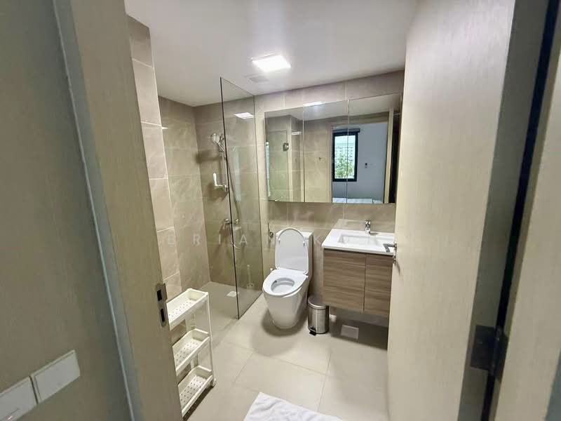 Treasure at Tampines, 57 Tampines Lane, 1 Bedroom, 463 sqft, Condominium For Sale, by Brian Koh, 500151687 - Bathroom - PropertyGuru.com.sg