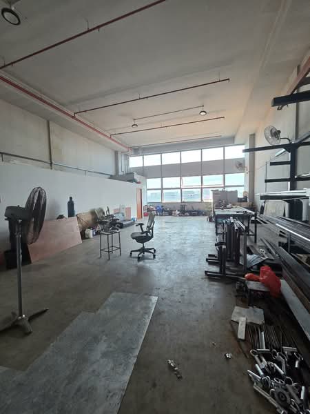 West Connect Building, 10 Buroh Street, 1,765 sqft, Factory / Workshop (B2) For Sale, by Casey Lim, 500151698 - Interior - CommercialGuru.com.sg