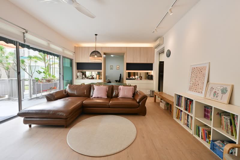 Casabella, 176 Duchess Avenue, 3 Bedrooms, 1,453 sqft, Condominium For Sale, by Julia Bensily, 500151708 - Living Room - PropertyGuru.com.sg