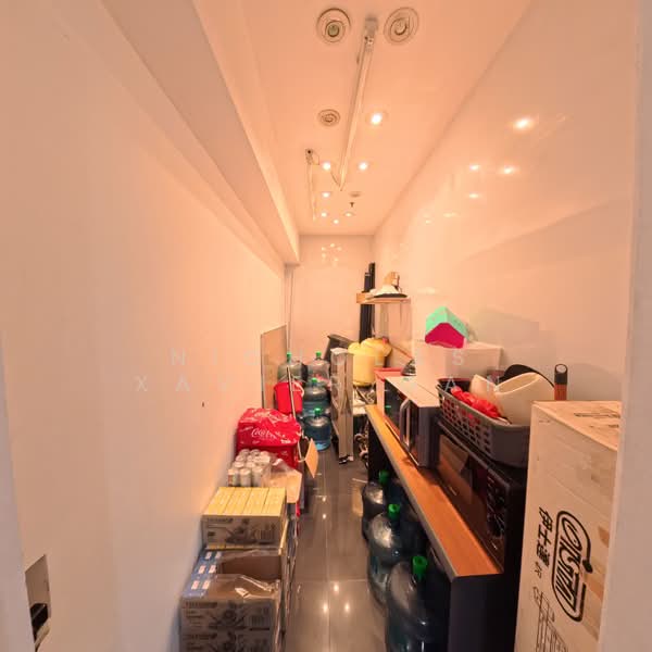 Sim Lim Square, 1 Rochor Canal Road, Beach Road / Bugis / Rochor, 1,400 sqft, Office For Sale, by Nicholas Xavier Gan, 500151712 - Interior - CommercialGuru.com.sg