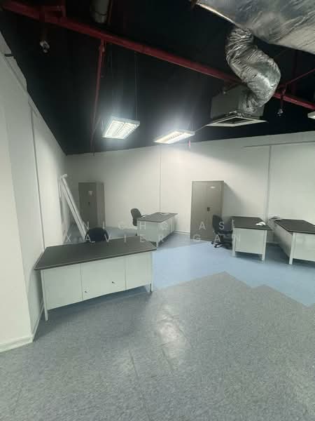 Sim Lim Square, 1 Rochor Canal Road, Beach Road / Bugis / Rochor, 1,400 sqft, Office For Sale, by Nicholas Xavier Gan, 500151712 - Interior - CommercialGuru.com.sg
