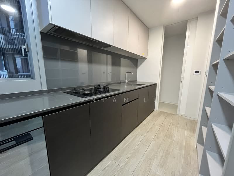 Amber Park, 18 Amber Gardens, 4 Bedrooms, 1,302 sqft, Condominium For Sale, by Yunfan Lu, 500151713 - Kitchen - PropertyGuru.com.sg