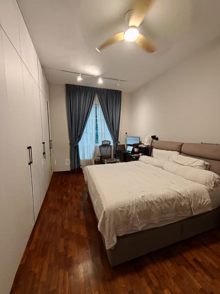 Villa De West, 385 Pasir Panjang Road, 3 Bedrooms, 2,013 sqft, Condominium For Rent, by Fidelia Tan, 500151722 - Master Bedroom - PropertyGuru.com.sg