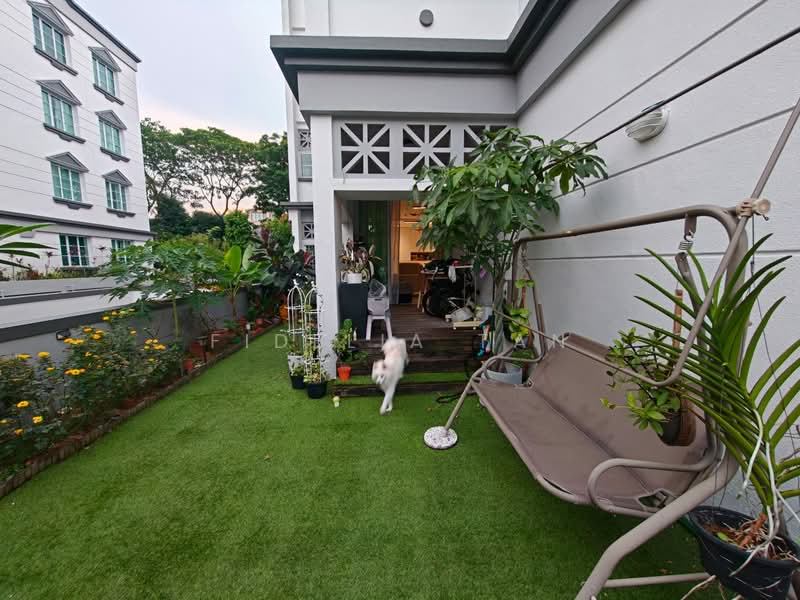 Villa De West, 385 Pasir Panjang Road, 3 Bedrooms, 2,013 sqft, Condominium For Rent, by Fidelia Tan, 500151722 - Private Garden - PropertyGuru.com.sg