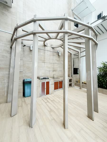 Hilbre28, 68 Hillside Drive, 3 Bedrooms, 807 sqft, Condominium For Sale, by Leonard Gao 高永飞, 500151727 - Exterior - PropertyGuru.com.sg