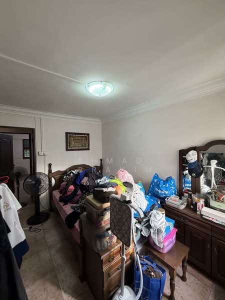 123 Yishun Street 11, 123 Yishun Street 11, 2 Bedrooms, 731 sqft, HDB Flat For Sale, by Ahmad Ibrahim, 500151728 - Bedroom - PropertyGuru.com.sg