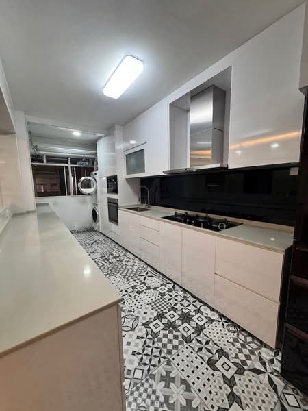 461A Bukit Batok West Avenue 8, 461A Bukit Batok West Avenue 8, 3 Bedrooms, 1,227 sqft, HDB Flat For Sale, by Evelyn Lo, 500151735 - Kitchen - PropertyGuru.com.sg