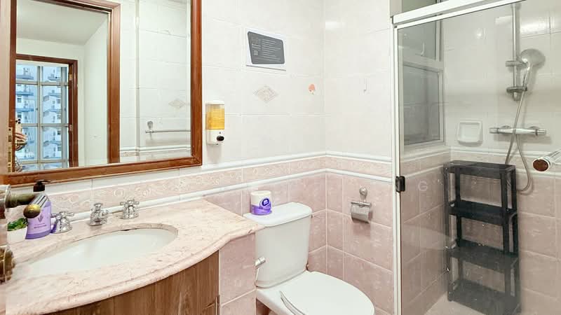 The Bayshore, 22 Bayshore Road, Room Rental, 200 sqft, Condominium For Rent, by Eugene Chieng, 500151736 - Bathroom - PropertyGuru.com.sg