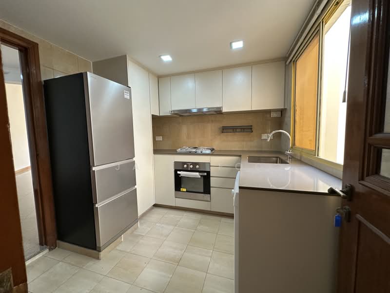 Villa Marina, 37 Jalan Sempadan, 4 Bedrooms, 2,314 sqft, Condominium For Rent, by Janet Foo, 500151737 - Kitchen - PropertyGuru.com.sg