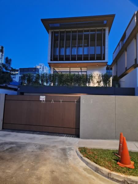 Bournemouth Katong Brand New TOP mid Aug26, Bournemouth road, 6 Bedrooms, 8,826 sqft, Bungalow House For Sale, by May Lee, 500151738 - Exterior - PropertyGuru.com.sg