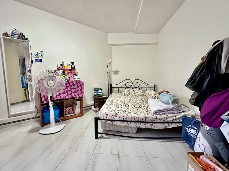 166 Bishan Street 13, 166 Bishan Street 13, 3 Bedrooms, 947 sqft, HDB Flat For Sale, by Tham Mei See, 500151744 - Bedroom - PropertyGuru.com.sg