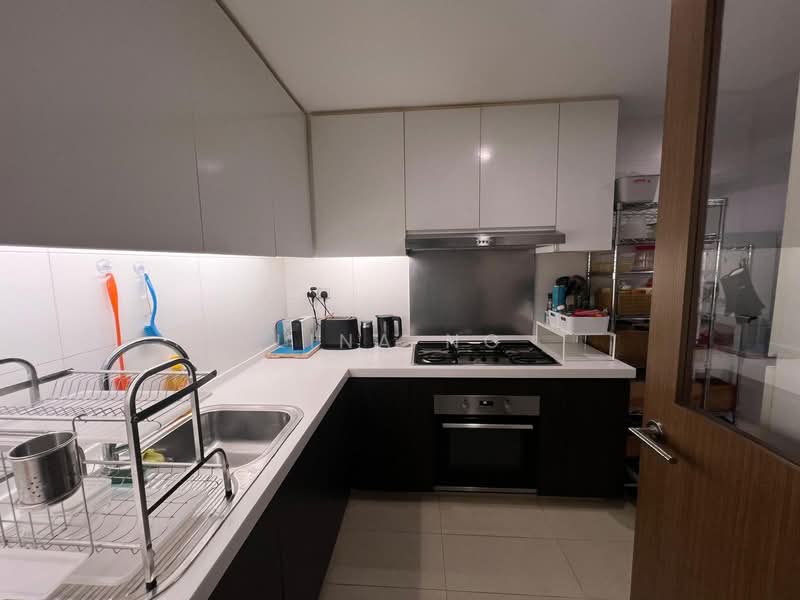 Waterfront Waves, 760 Bedok Reservoir Road, 3 Bedrooms, 1,292 sqft, Condominium For Rent, by Lina Ng, 500151752 - Kitchen - PropertyGuru.com.sg