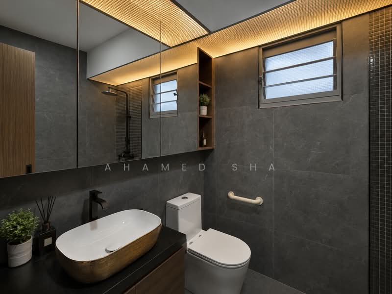 377A Hougang Street 32, 377A Hougang Street 32, 4 Bedrooms, 1,302 sqft, HDB Flat For Sale, by Ahamed Sha, 500151763 - Bathroom - PropertyGuru.com.sg
