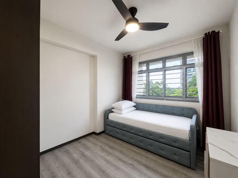 377A Hougang Street 32, 377A Hougang Street 32, 4 Bedrooms, 1,302 sqft, HDB Flat For Sale, by Ahamed Sha, 500151763 - Bedroom - PropertyGuru.com.sg