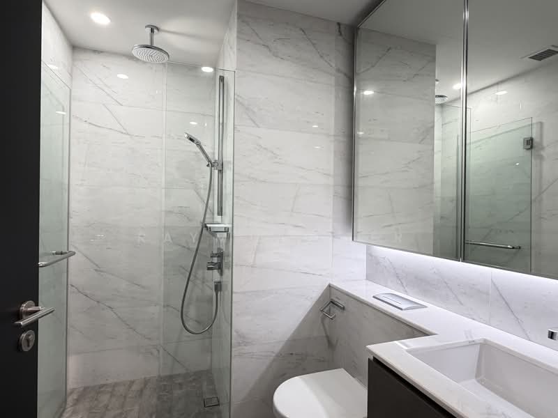 Midtown Bay, 120 Beach Road, 1 Bedroom, 409 sqft, Condominium For Rent, by Raymond Ler, 500151764 - Bathroom - PropertyGuru.com.sg
