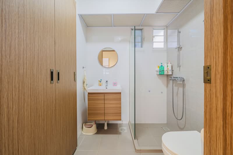 620A Tampines Street 61, 620A Tampines Street 61, 3 Bedrooms, 1,216 sqft, HDB Flat For Sale, by R Z Yeo, 500151771 - Bathroom - PropertyGuru.com.sg