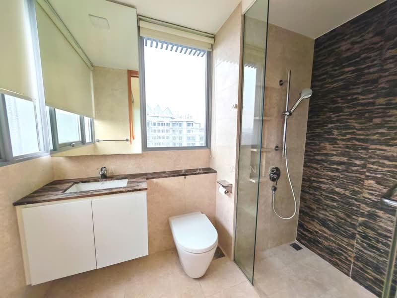 The Scala @ Lorong Chuan, 120 Serangoon Avenue 3, 3 Bedrooms, 904 sqft, Condominium For Rent, by Amelia Ang, 500151774 - Bathroom - PropertyGuru.com.sg