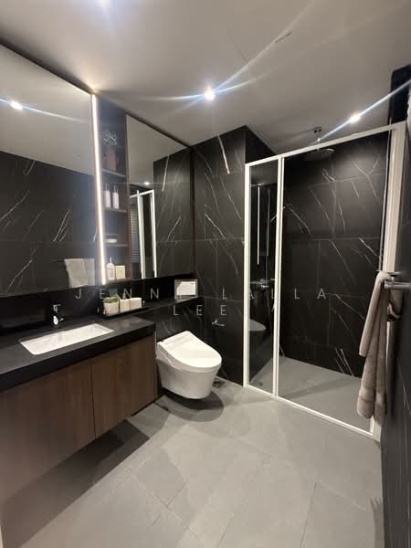 The Arcady At Boon Keng, 1037 Serangoon Road, 3 Bedrooms, 1,195 sqft, Condominium For Sale, by Jenny Lalla Lee, 500151778 - Bathroom - PropertyGuru.com.sg