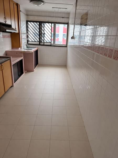 110 Gangsa Road, 110 Gangsa Road, 3 Bedrooms, 1,302 sqft, HDB Flat For Sale, by Kathy Liaw, 500151781 - Kitchen - PropertyGuru.com.sg