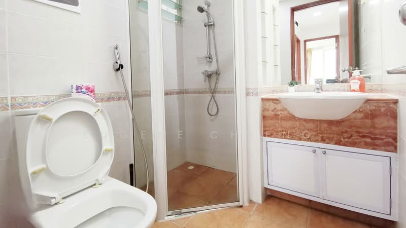 The Clearwater, 6 Bedok Reservoir View, Room Rental, 200 sqft, Condominium For Rent, by Eugene Chieng, 500151785 - Bathroom - PropertyGuru.com.sg