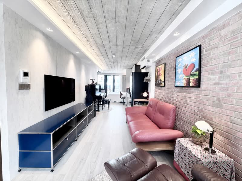 Two8one Studio, 281 River Valley Road, 1 Bedroom, 517 sqft, Condominium For Sale, by Jason Ang, 500151792 - Spacious living area - PropertyGuru.com.sg