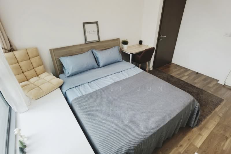 Hundred Trees, 85 West Coast Drive, Room Rental, 220 sqft, Condominium For Rent, by Liau Li Jun, 500151804 - Bedroom - PropertyGuru.com.sg