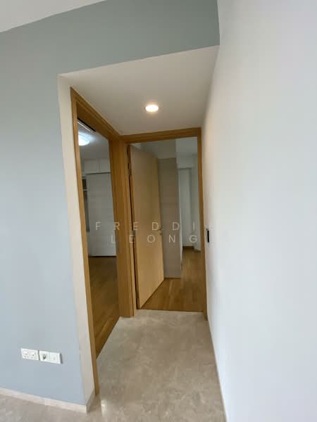 6 Derbyshire, 6 Derbyshire Road, 2 Bedrooms, 829 sqft, Condominium For Rent, by Freddie Leong, 500151806 - Corridor - PropertyGuru.com.sg