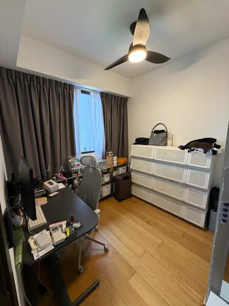 Grandeur Park Residences, 1 Bedok South Avenue 3, 2 Bedrooms, 592 sqft, Condominium For Rent, by James Tang, 500151809 - Study - PropertyGuru.com.sg