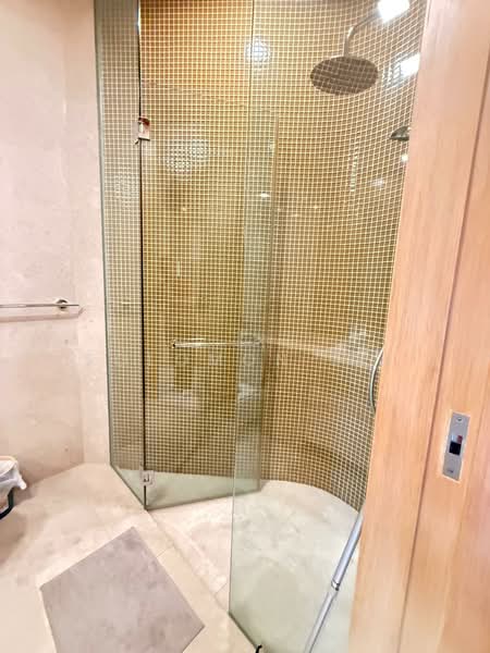 Belle Vue Residences, 31 Oxley Walk, 4 Bedrooms, 3,832 sqft, Condominium For Sale, by Solomon Jie, 500151810 - CommonBathroom - PropertyGuru.com.sg