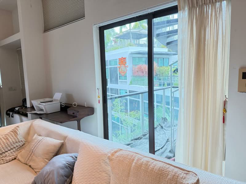 Belle Vue Residences, 31 Oxley Walk, 4 Bedrooms, 3,832 sqft, Condominium For Sale, by Solomon Jie, 500151810 - Living Rm access to RoofGarden - PropertyGuru.com.sg