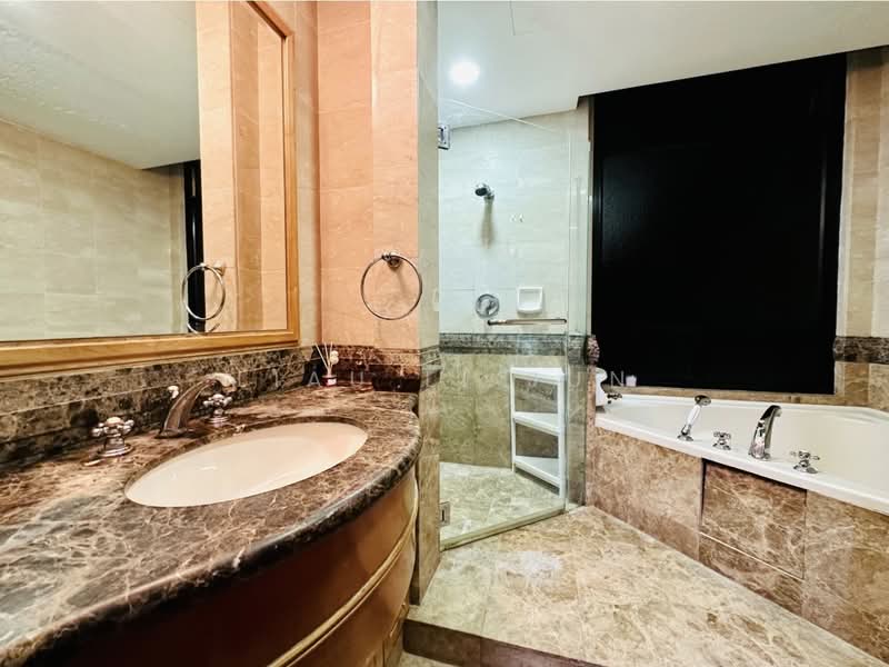 The Sterling, 1001 Bukit Timah Road, Room Rental, 200 sqft, Condominium For Rent, by Liau Li Jun, 500151821 - Bathroom - PropertyGuru.com.sg