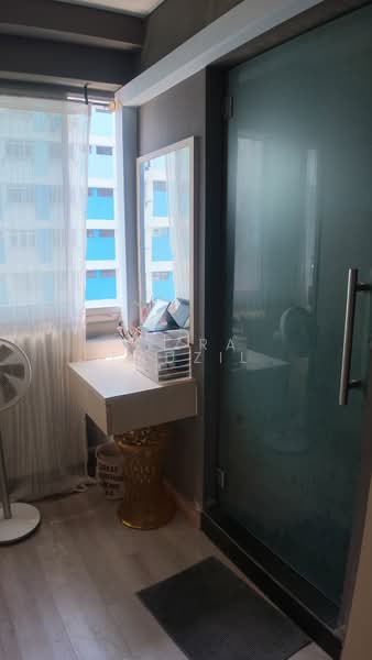 124 Pasir Ris Street 11, 124 Pasir Ris Street 11, 3 Bedrooms, 1,216 sqft, HDB Flat For Sale, by Fezra Fadzil, 500151825 - Master Bedroom - PropertyGuru.com.sg