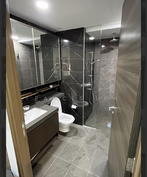 The Florence Residences, 99 Hougang Avenue 2, 1 Bedroom, 524 sqft, Condominium For Sale, by Francis Loh, 500151830 - Bathroom - PropertyGuru.com.sg
