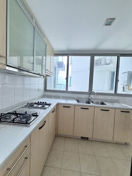 Bishan Point, 61 Bright Hill Drive, 2 Bedrooms, 936 sqft, Condominium For Rent, by Agnes Seng, 500151835 - Kitchen - PropertyGuru.com.sg