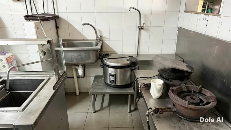 Low Rent $1k only ! Food Stall @ Changi South, Bedok / Upper East Coast, 200 sqft, Other Retail For Rent, by Raj T C, 500151844 - Kitchen - CommercialGuru.com.sg