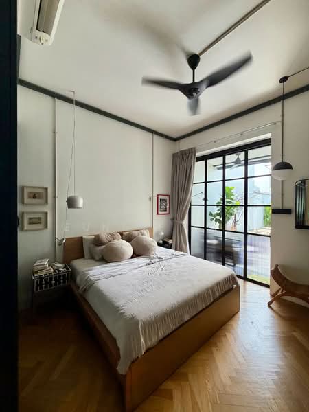 The Perfect One Bedder at Tiong Bahru, , 1 Bedroom, 1,250 sqft, Walk-up Apartment For Rent, by Eunice Tan, 500151849 - Bedroom - PropertyGuru.com.sg