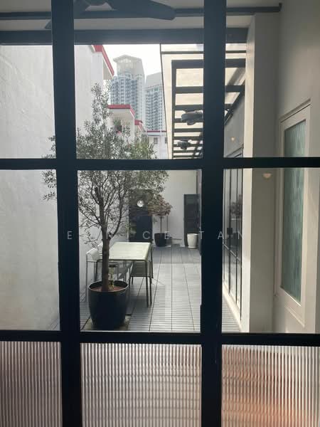 The Perfect One Bedder at Tiong Bahru, , 1 Bedroom, 1,250 sqft, Walk-up Apartment For Rent, by Eunice Tan, 500151849 - PropertyGuru.com.sg