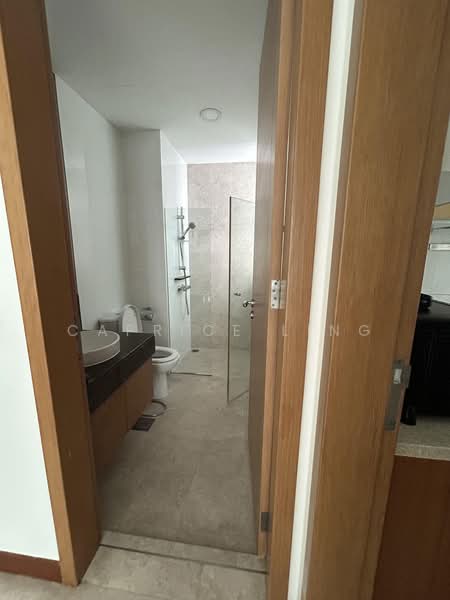 The Imperial, 3 Jalan Rumbia, 2 Bedrooms, 990 sqft, Condominium For Rent, by Caprice Ling, 500151853 - Common Bathroom - PropertyGuru.com.sg