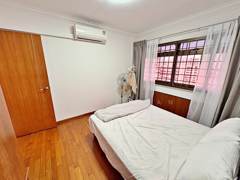 276 Toh Guan Road, 276 Toh Guan Road, 3 Bedrooms, 1,302 sqft, HDB Flat For Rent, by Charles Tan, 500151854 - Bedroom - PropertyGuru.com.sg