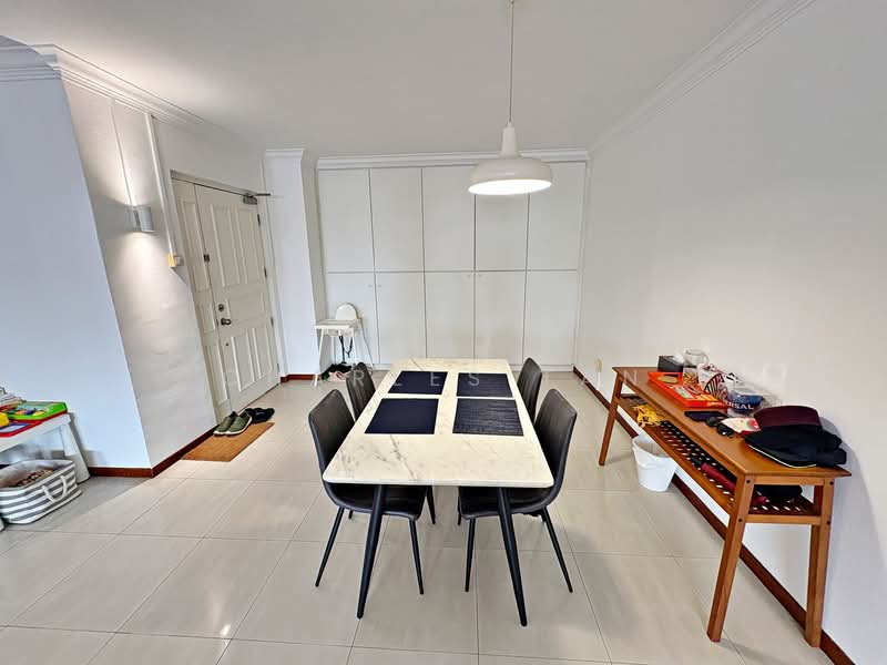 276 Toh Guan Road, 276 Toh Guan Road, 3 Bedrooms, 1,302 sqft, HDB Flat For Rent, by Charles Tan, 500151854 - Dining Room - PropertyGuru.com.sg