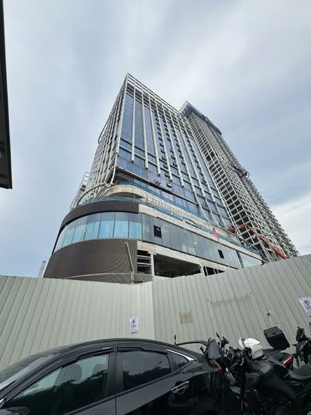 CanningHill Piers, 1 Clarke Quay, 2 Bedrooms, 818 sqft, Condominium For Sale, by Lawrence Lee, 500151862 - Exterior - PropertyGuru.com.sg