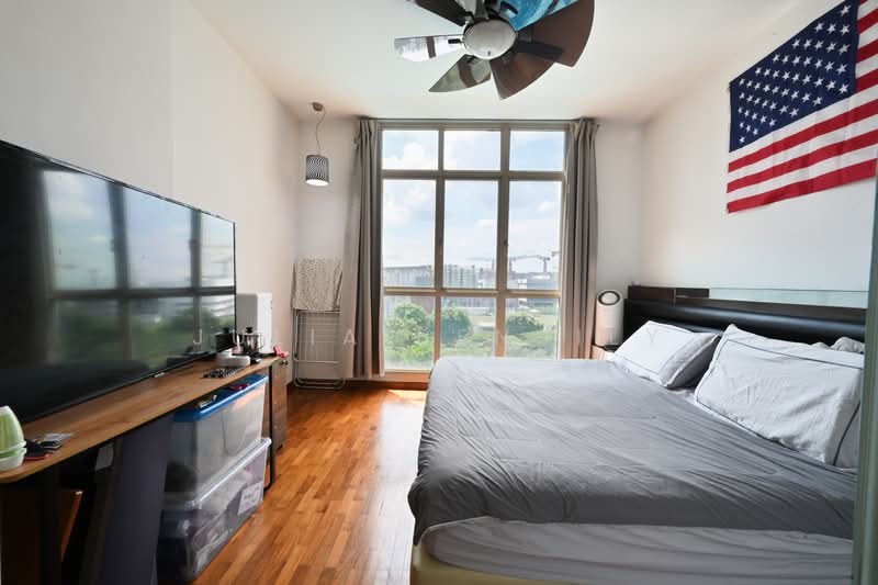 Lilydale, 556 Yishun Ave 6, 3 Bedrooms, 1,238 sqft, Condominium For Sale, by Julia Bensily, 500151864 - Master Bedroom - PropertyGuru.com.sg